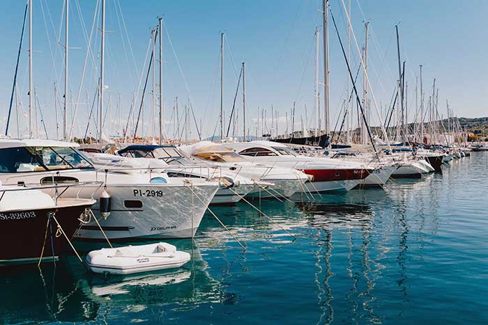 Evaluating a boat's condition